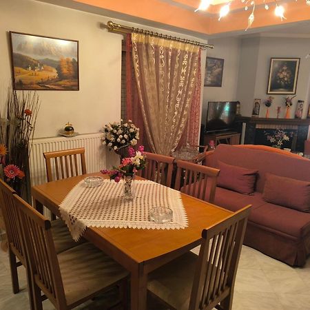 Trident Apartments นาฟปลิโอ ภายนอก รูปภาพ