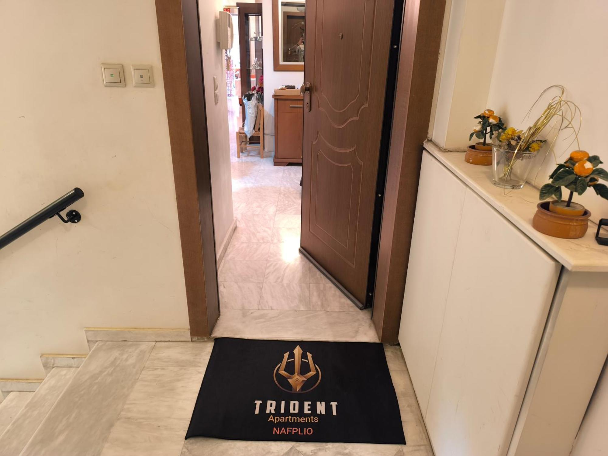 Trident Apartments นาฟปลิโอ ภายนอก รูปภาพ